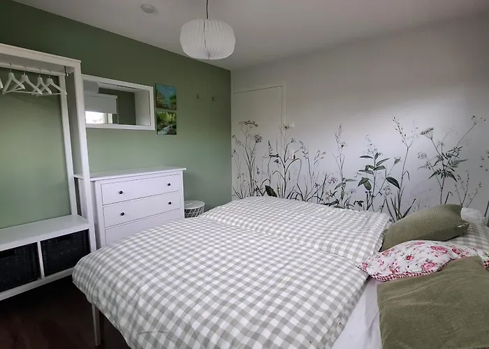 Finkennest Am Desenberg * Warburg